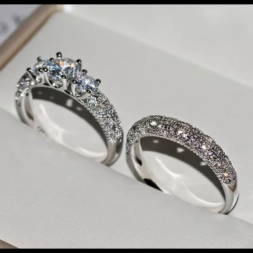 3 Stone wedding ring set